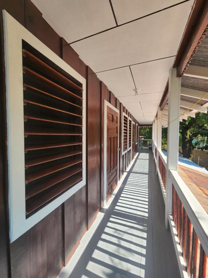 Fenix Hotel & Hostel Utila Luaran gambar